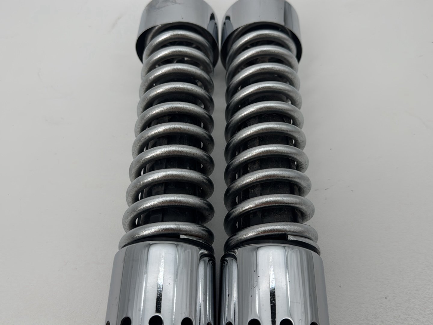 1999 - 2006 Harley-Davidson Dyna Wide Glide Rear Left Right Shock Absorbers 54512-90A