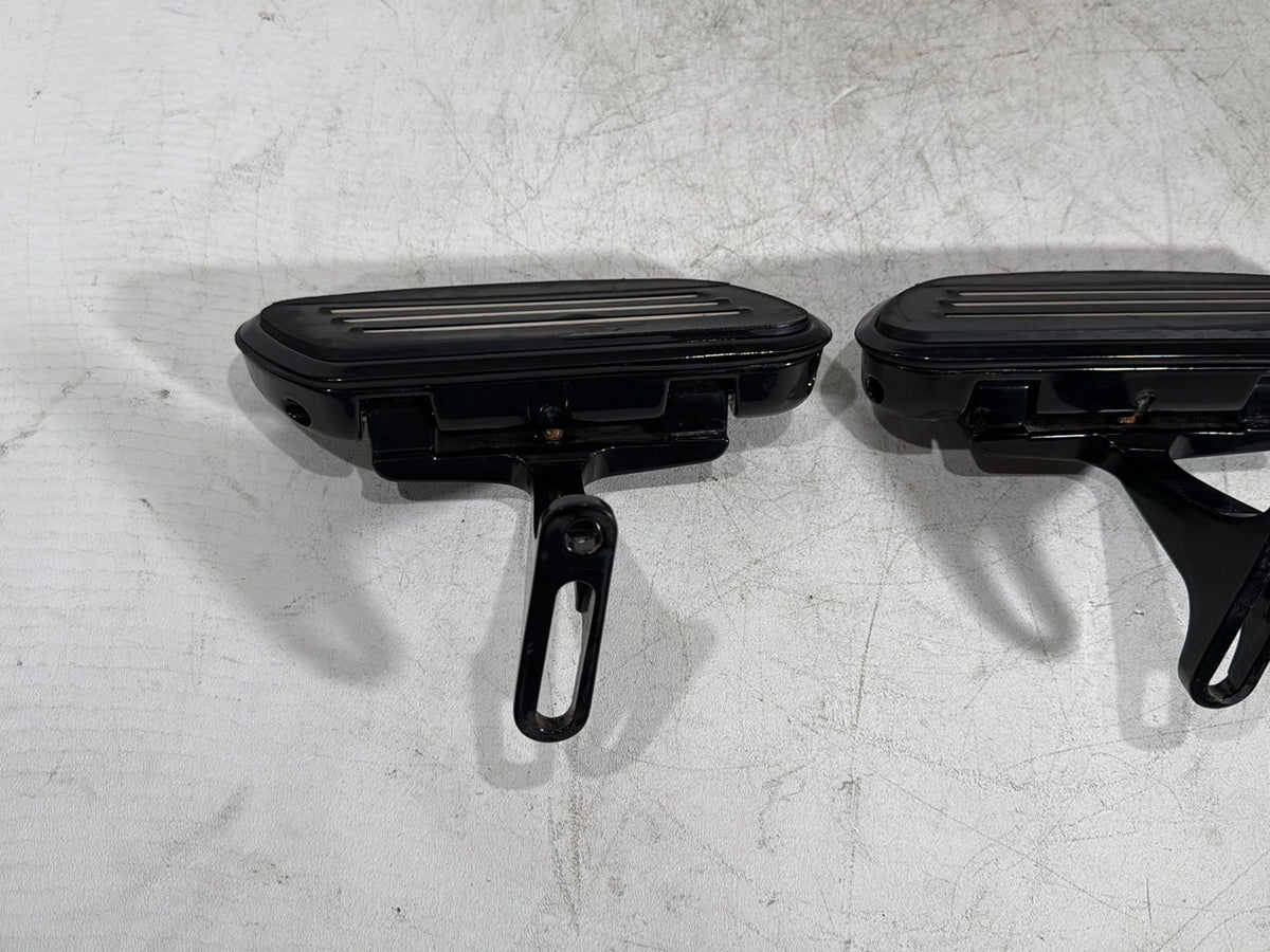 2011 Harley Road Glide Touring OEM Left & Right Passenger Floorboard Foot Rest