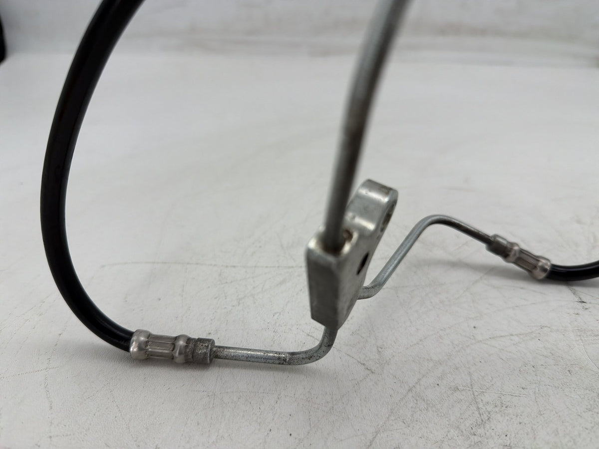 2012 Harley Street Glide Touring FLHX OEM Front Brake Hose Line Pipe NON-abs