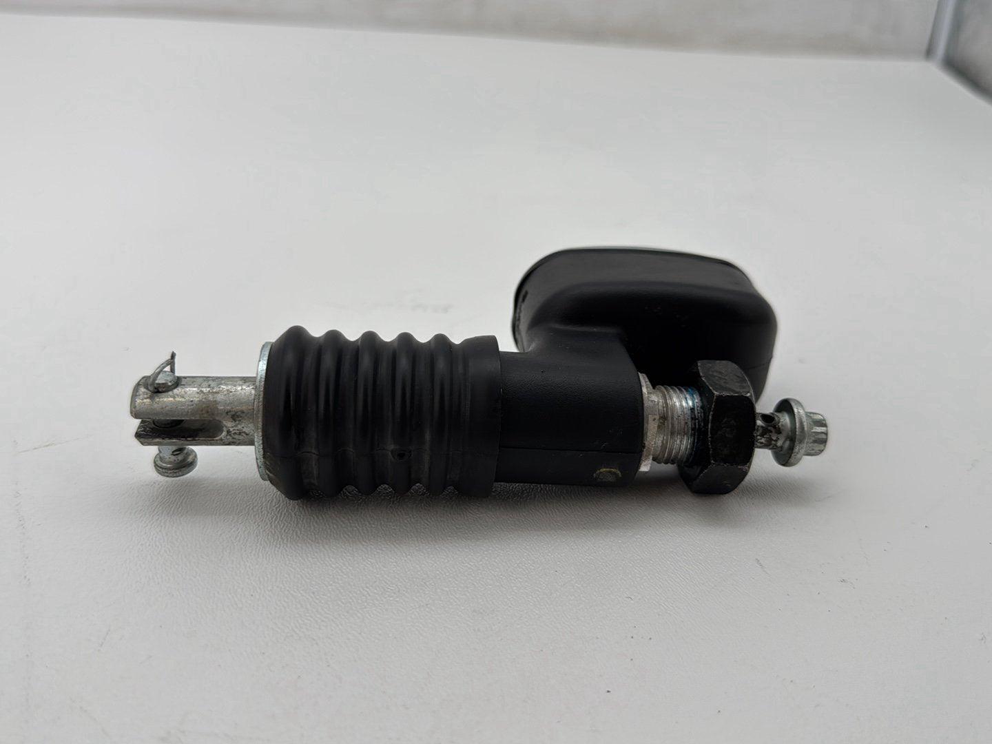 2008 Harley Softail Deluxe FLSTN OEM Rear Brake Master Cylinder Reservoir