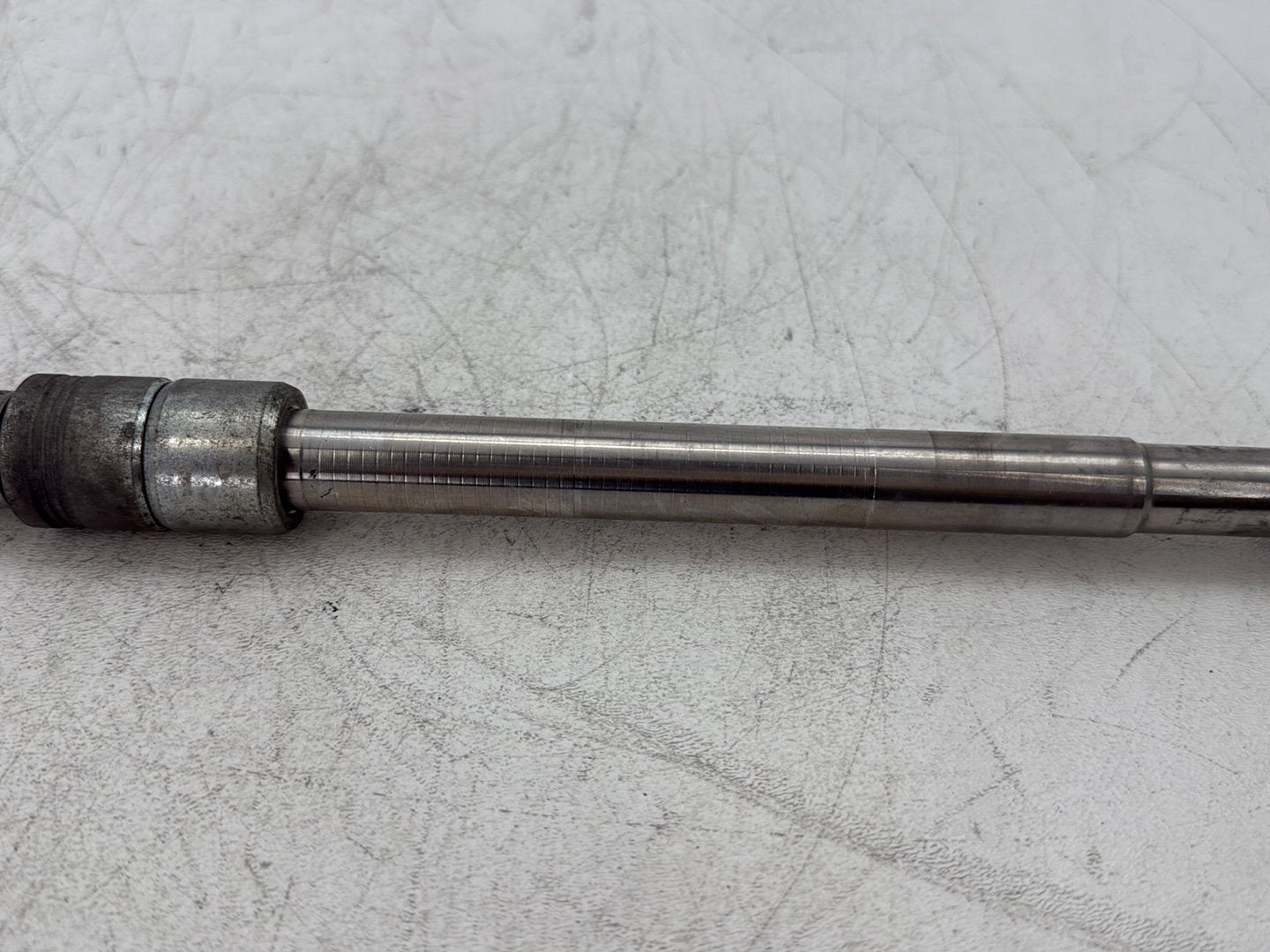 2000 Harley Dyna FXDWG Wide Glide OEM Front Wheel Axle Bolt Shaft