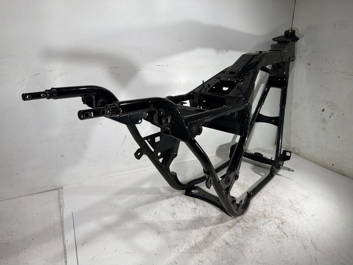 2004 Harley Electra Glide CVO Screamin Eagle OEM Body Main Frame Chassis CLN CLR