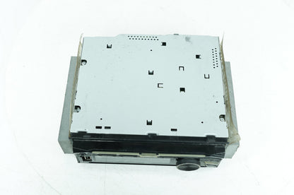 1999 - 2006 Harley-Davidson Touring Electra Glide CD Changer Radio Player KD-R670