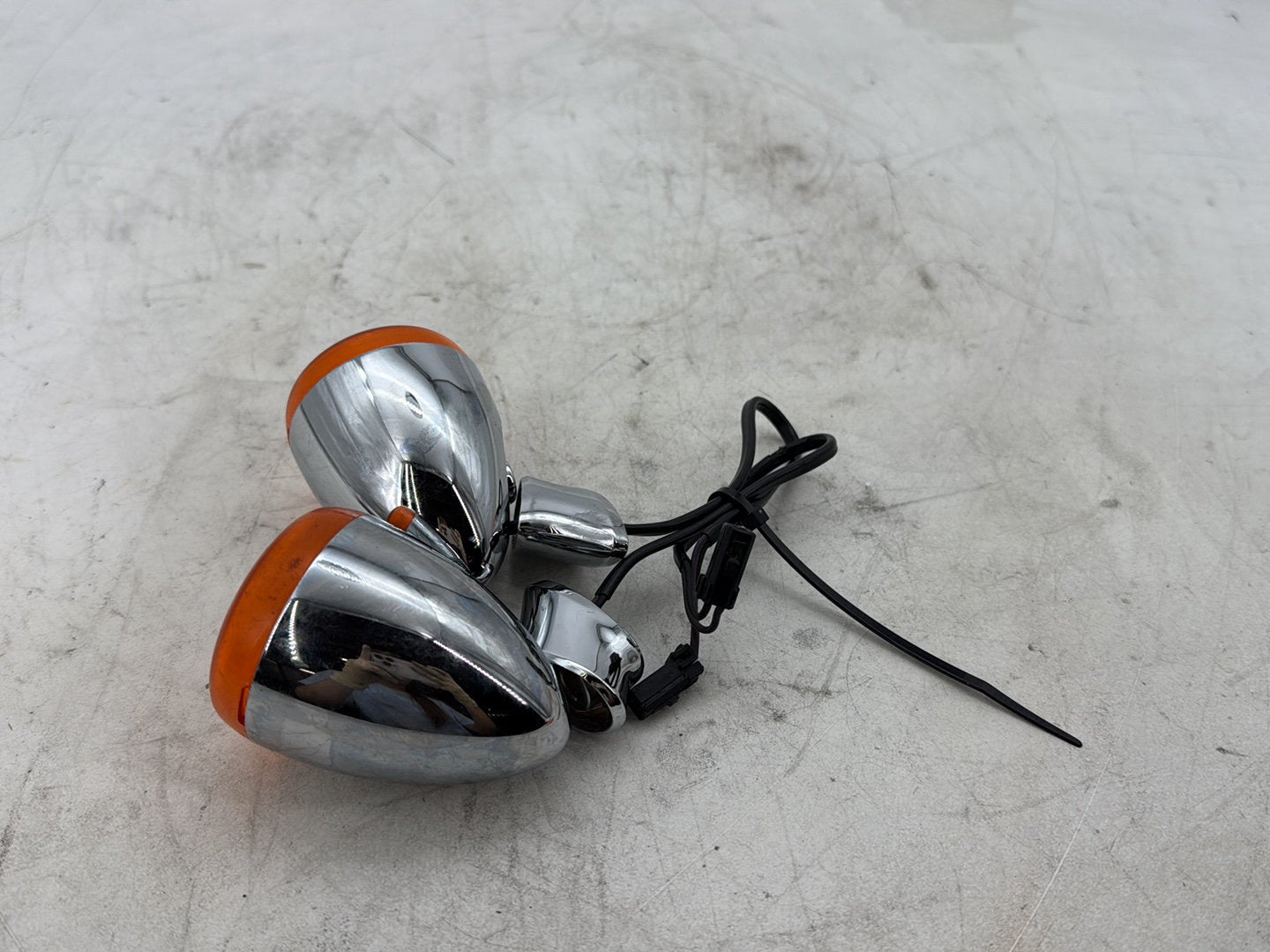 2012 Harley Dyna FXDF Fat Bob OEM Rear Left & Right Turn Signals