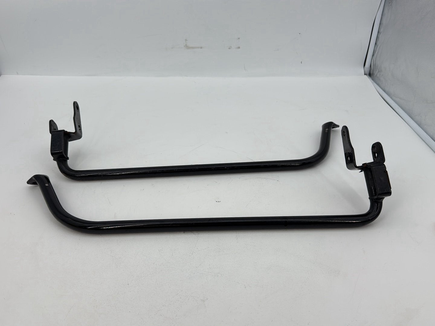 2019 - 2023 Harley-Davidson Touring Road King Special Rear Left Right Saddlebag Guard Rails Bar 90200549