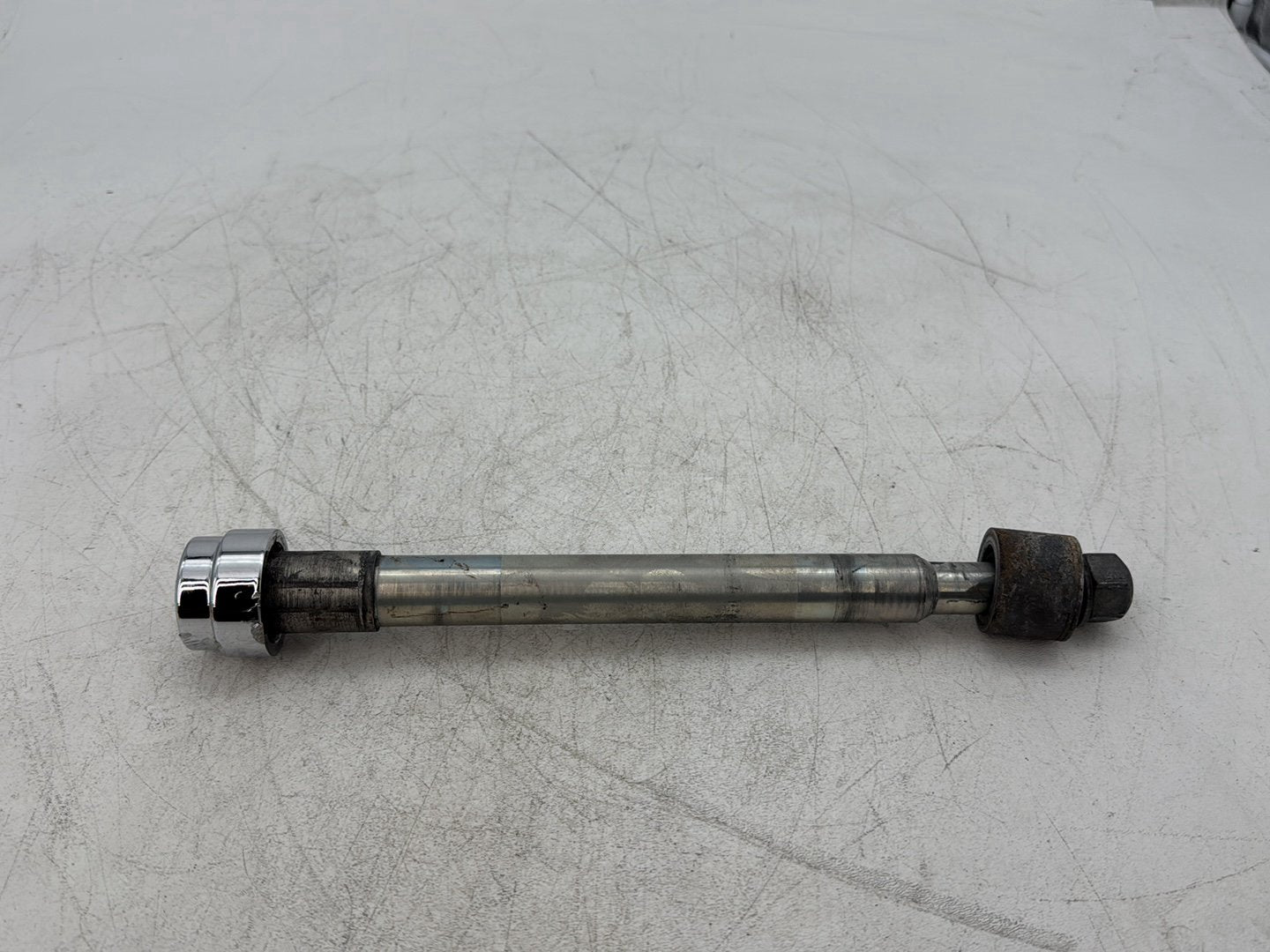 2013 Harley Heritage Softail Classic FLSTC OEM Front Wheel Axle Bolt Shaft