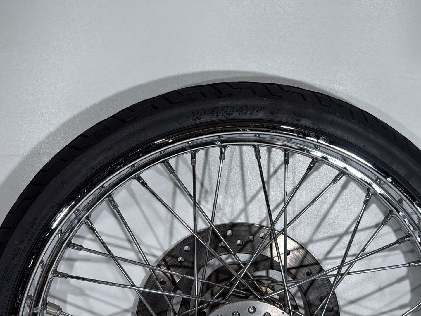 2005 Harley Sportster XL883C 883 Custom OEM Front Wheel Rim Tire Spoked