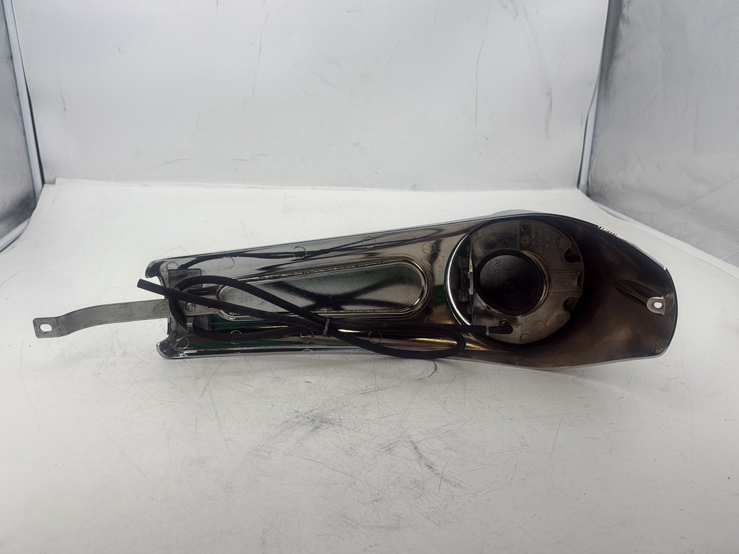2014 Harley Street Glide Touring FLHXS OEM Fuel Gas Tank Dash Console NOKey