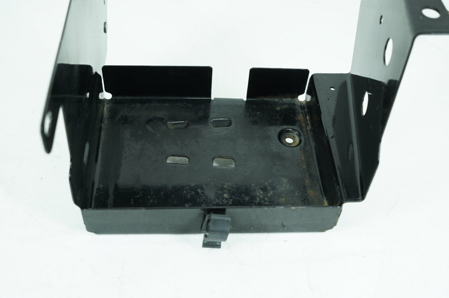 2000 - 2006 Harley-Davidson Touring Road King Custom Battery Tray Bracket Holder Carrier 66281-02A