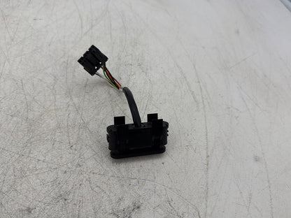 2007 Harley Touring FLHTC Electra Glide Classic OEM Dash Indicator Lamp Wire Plug 68789-96A