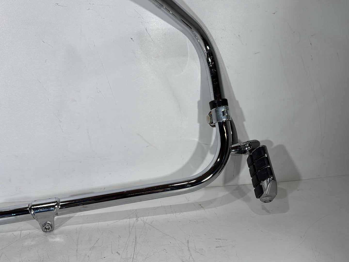 2007 - 2016 Harley-Davidson Touring Electra Glide Ultra Front Engine Crash Highway Bar Guard 49184-09