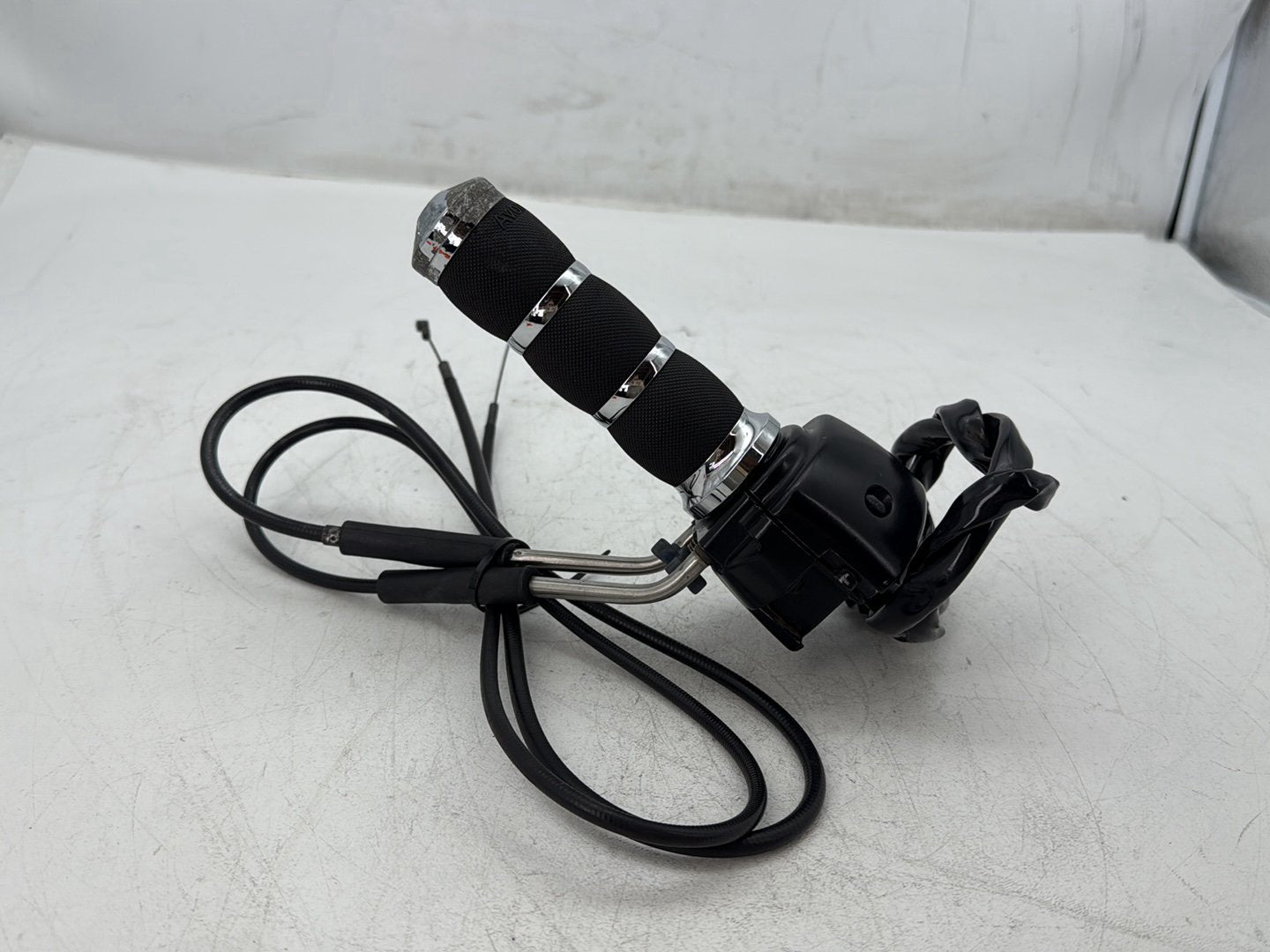 2001 Harley Sportster 883 Hugger XLH883 OEM Right Engine Start Kill Switches Controls
