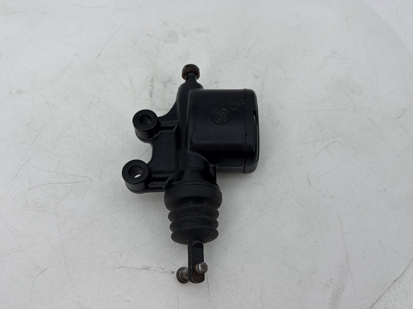 2007 - 2011 Harley-Davidson Touring Electra Glide Ultra Rear Brake Master Cylinder Reservoir 41763-08B