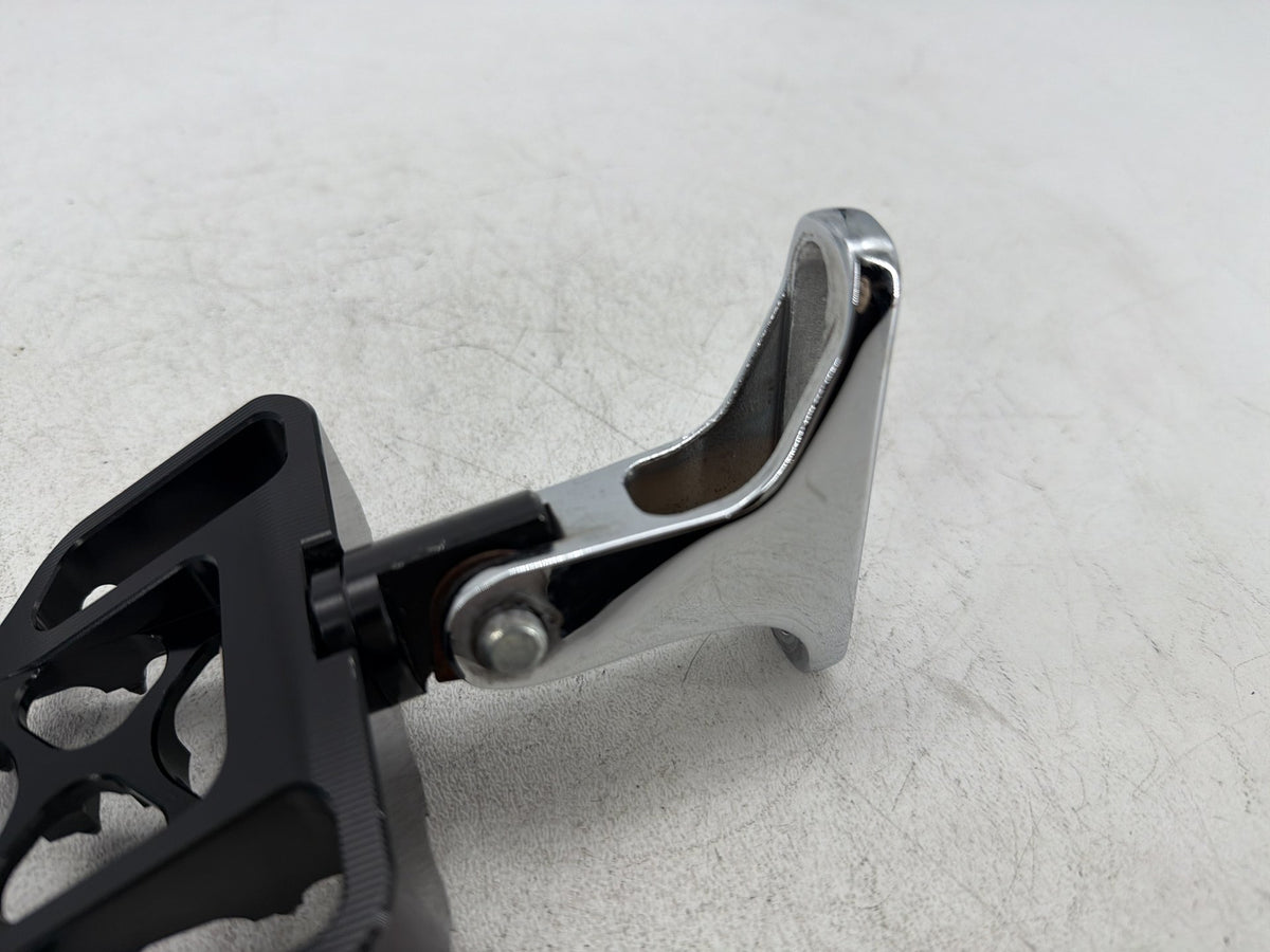 2006 Harley Street Glide Touring Rear Passenger 1 Foot Peg Step Rest Billet CNC