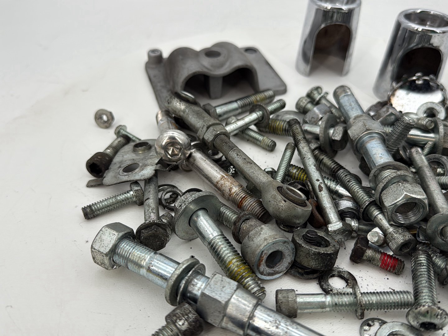 2002 Harley Dyna FXD Super Glide OEM Hardware Bolts Nuts & Brackets