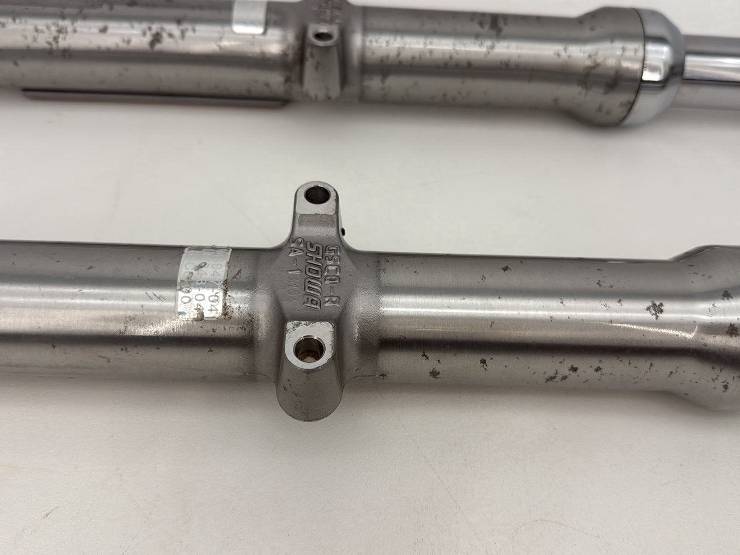 1999 - 2006 Harley-Davidson Dyna Low Rider Front Triple Tree Set & LH RH Fork Legs Sliders 45739-87