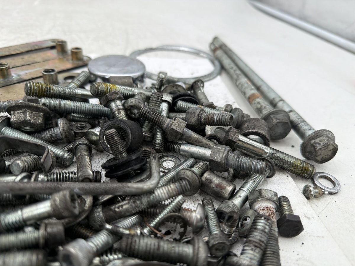 2004 Harley Heritage Softail Classic FLSTCI OEM Hardware Bolts Nuts & Brackets