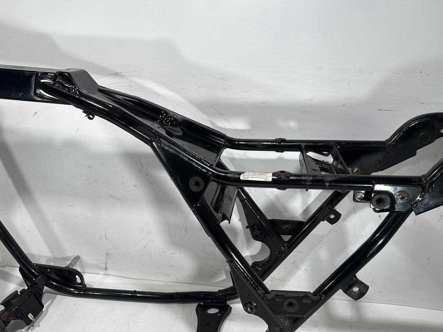 08 Harley Electra Glide Touring Ultra FLHTCU OEM Body Main Frame Chassis CLN CLR