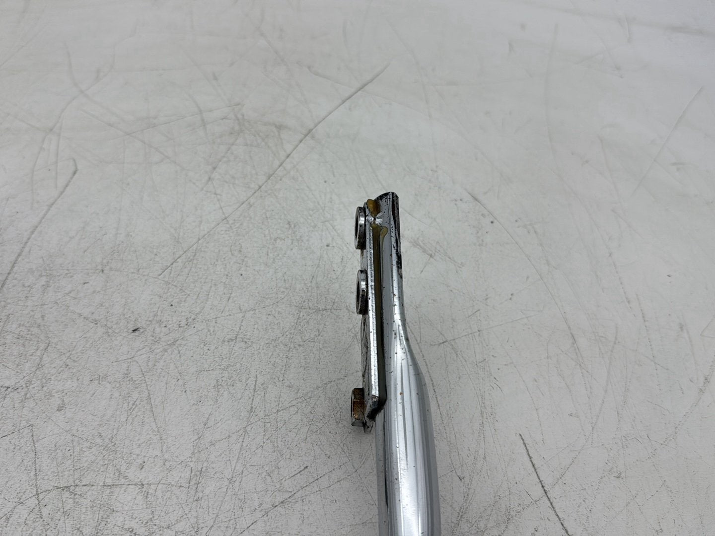 2006 Harley Electra Glide Touring Classic FLHTCI OEM Rear License Plate Support Bar Holder