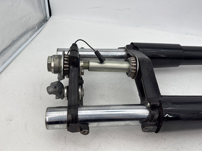 2015 Harley Touring FLHXS Street Glide OEM Front Triple Tree Set & LH RH Fork Legs Sliders