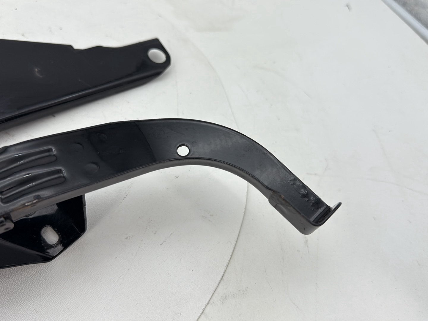 2007 Harley Street Glide Touring FLHX OEM Right Left Fairing Support Brackets