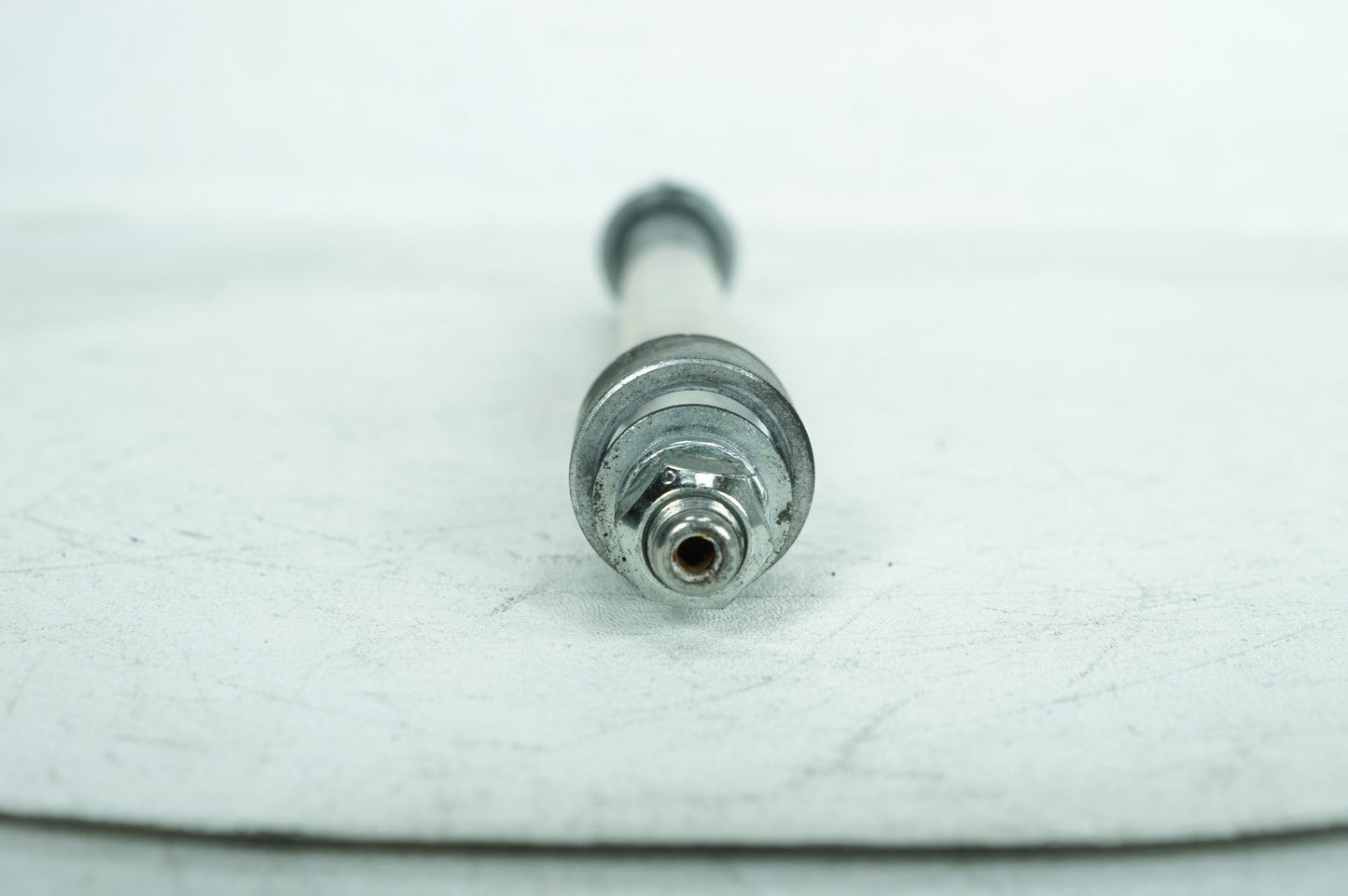 1999 - 2006 Harley-Davidson Touring Electra Ultra Classic Front Wheel Axle Bolt Shaft 43364-00