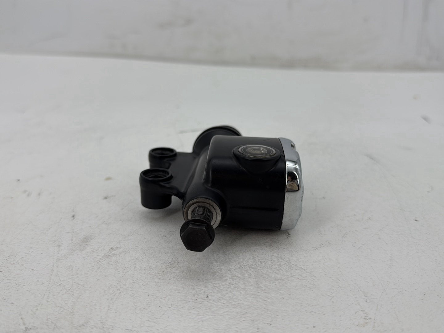 2014 Harley Electra Glide Touring CVO Screamin Eagle OEM Rear Brake Master Cylinder Reservoir