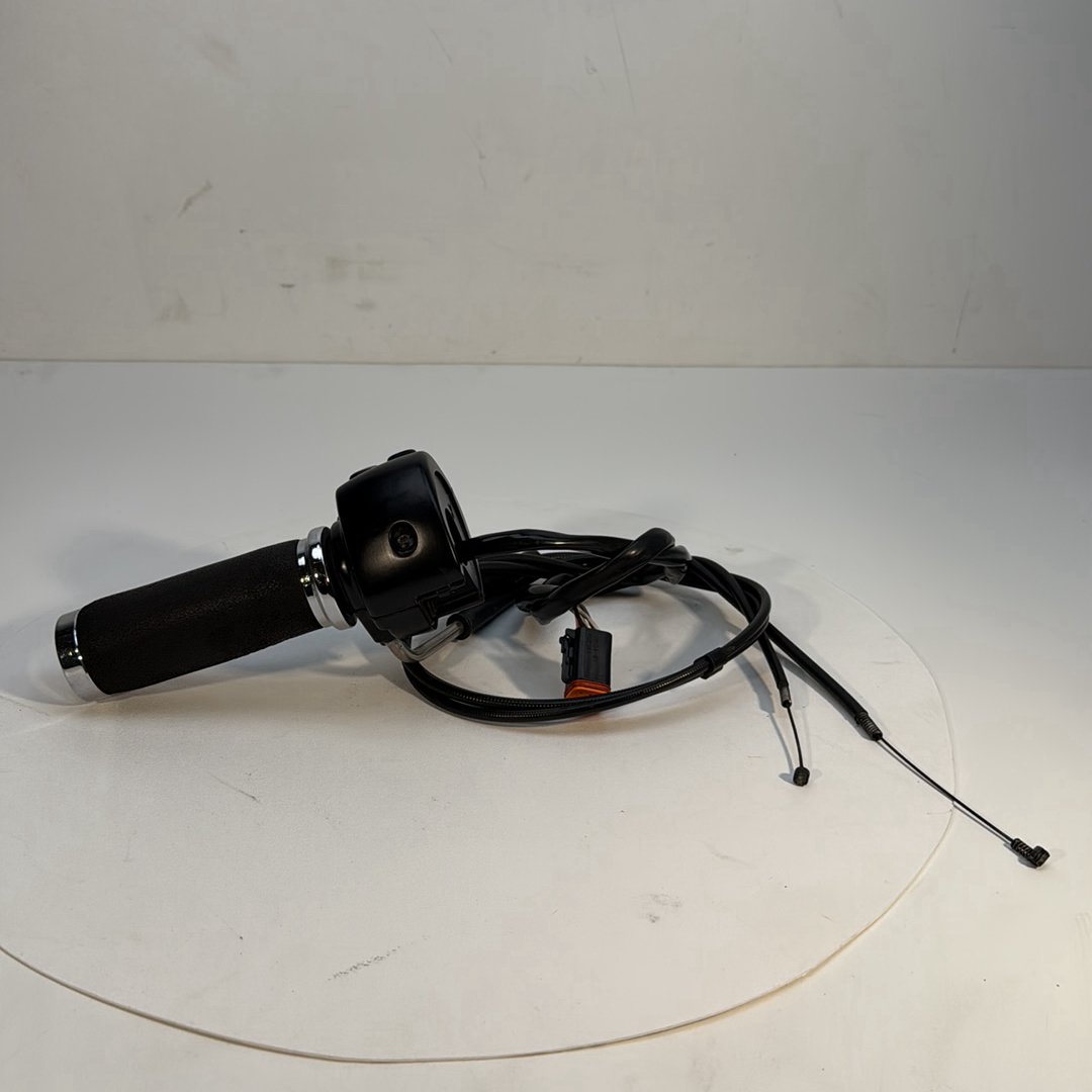 1986 - 2003 Harley-Davidson Sportster Hugger 883 Right Engine Start Kill Switches Controls  	71684-06A