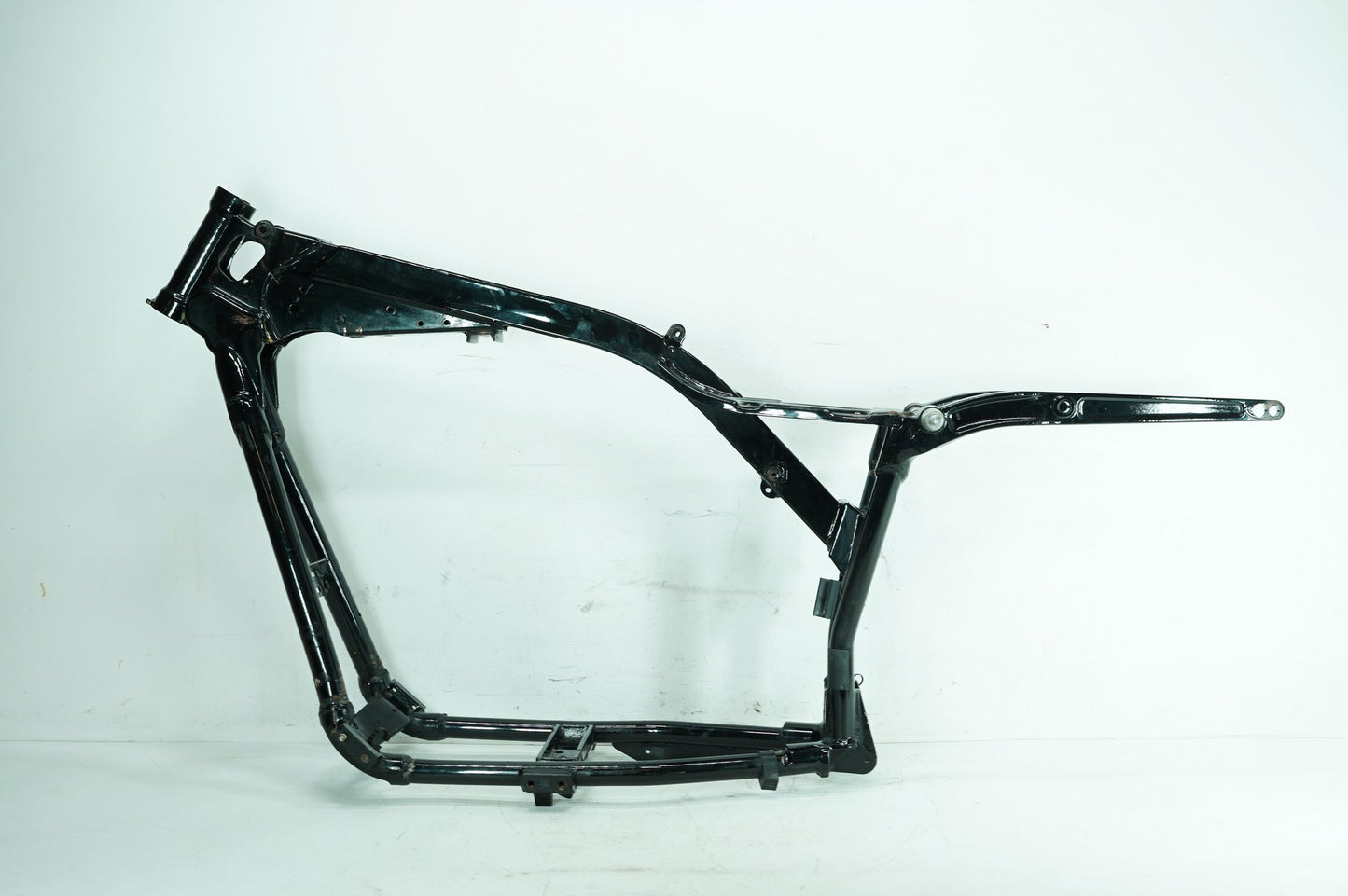 2012 - 2018 Harley-Davidson Dyna Switchback Body Main Frame Chassis CLN CLR 47745-06B