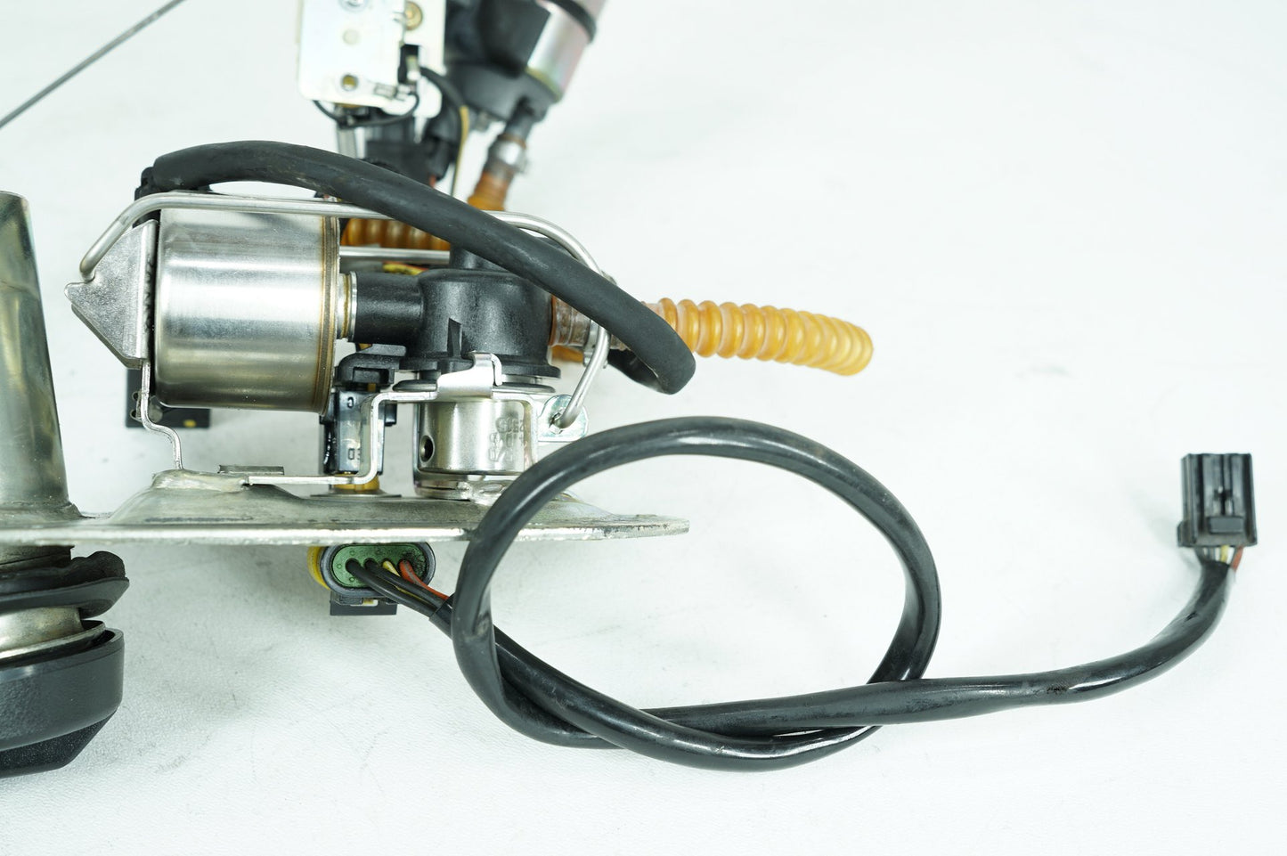 2007 - 2011 Harley-Davidson Touring Street Glide Fuel Pump Gas Gasoline Petrol Sending 62897-01B