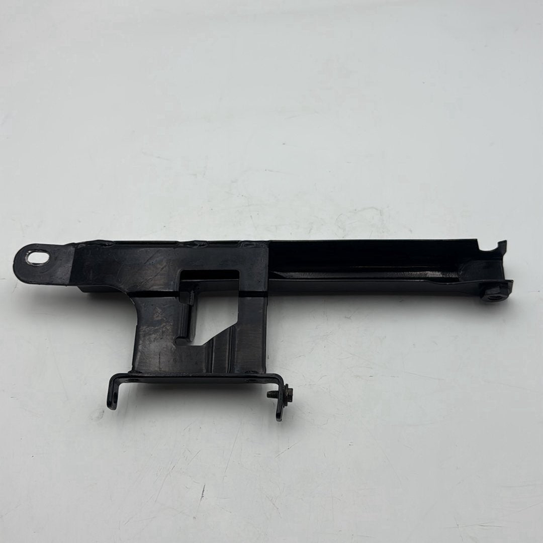 1999 - 2006 Harley-Davidson Softail Night Train Seat Bracket Mount Support Mounting  	48868-00