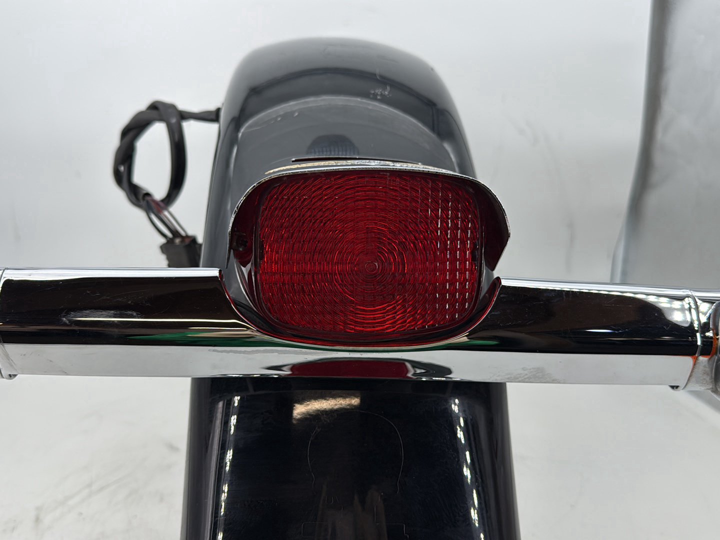 1995 Harley Touring FLHTCI Electra Glide Classic OEM Rear Wheel Fender Turn Signal Indicators