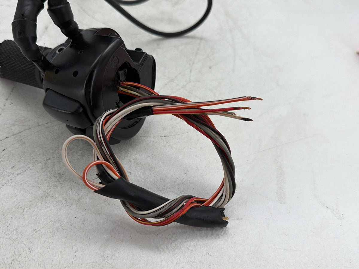 2003 Harley Softail Deuce FXSTD OEM Right Engine Start Kill Switches Controls