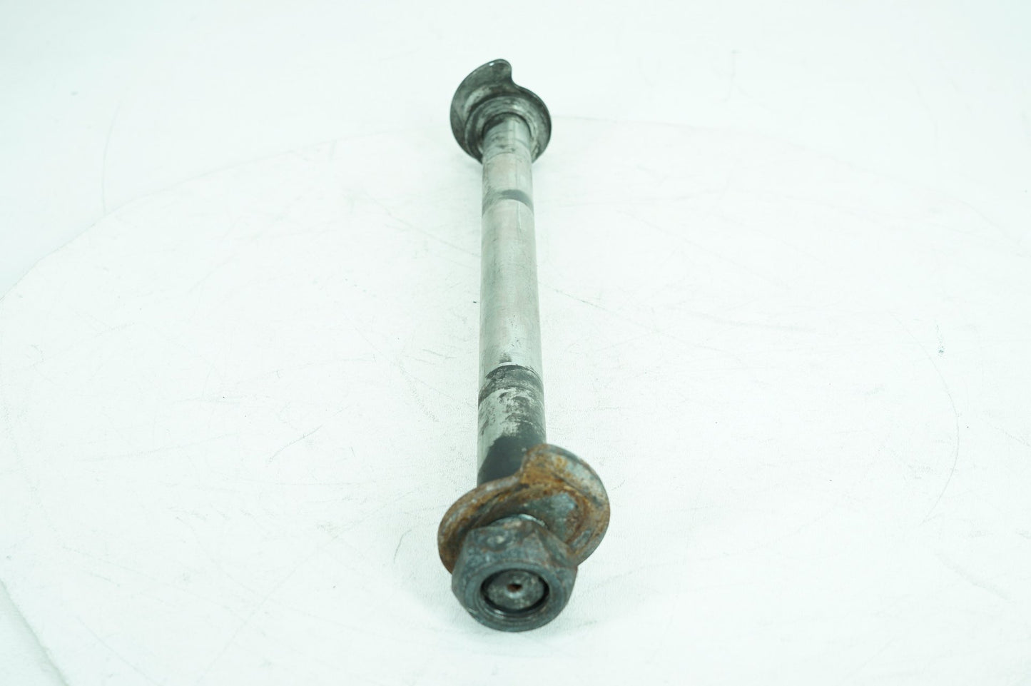 2007 - 2012 Harley-Davidson Touring Electra Glide Ultra Rear Wheel Axle Bolt Shaft 41056-09