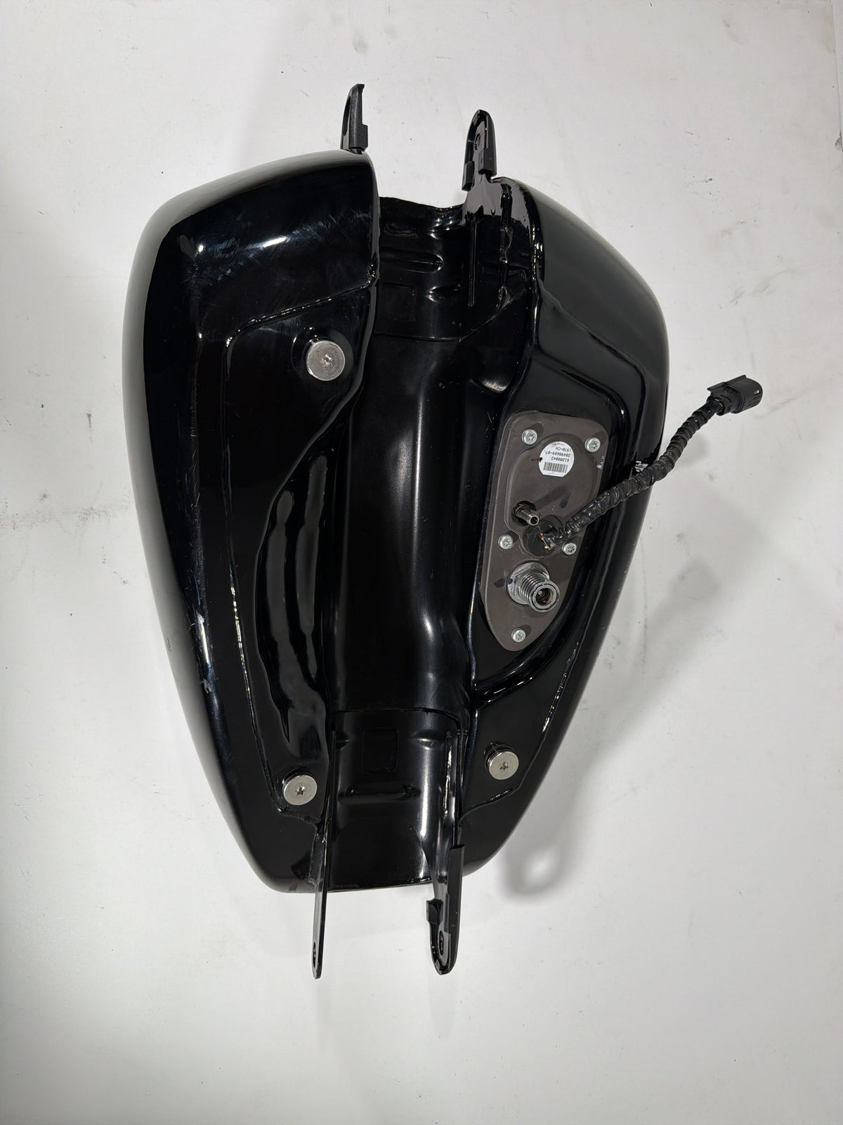 2020 Harley Softail Standard FXST OEM Fuel Gas Tank Gasoline Reservoir DENTED