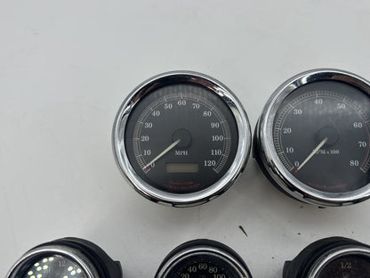 1999 - 2006 Harley-Davidson Touring Electra Glide Classic Air Oil Volt Fuel Tacho Speedo Gauges  	67349-00