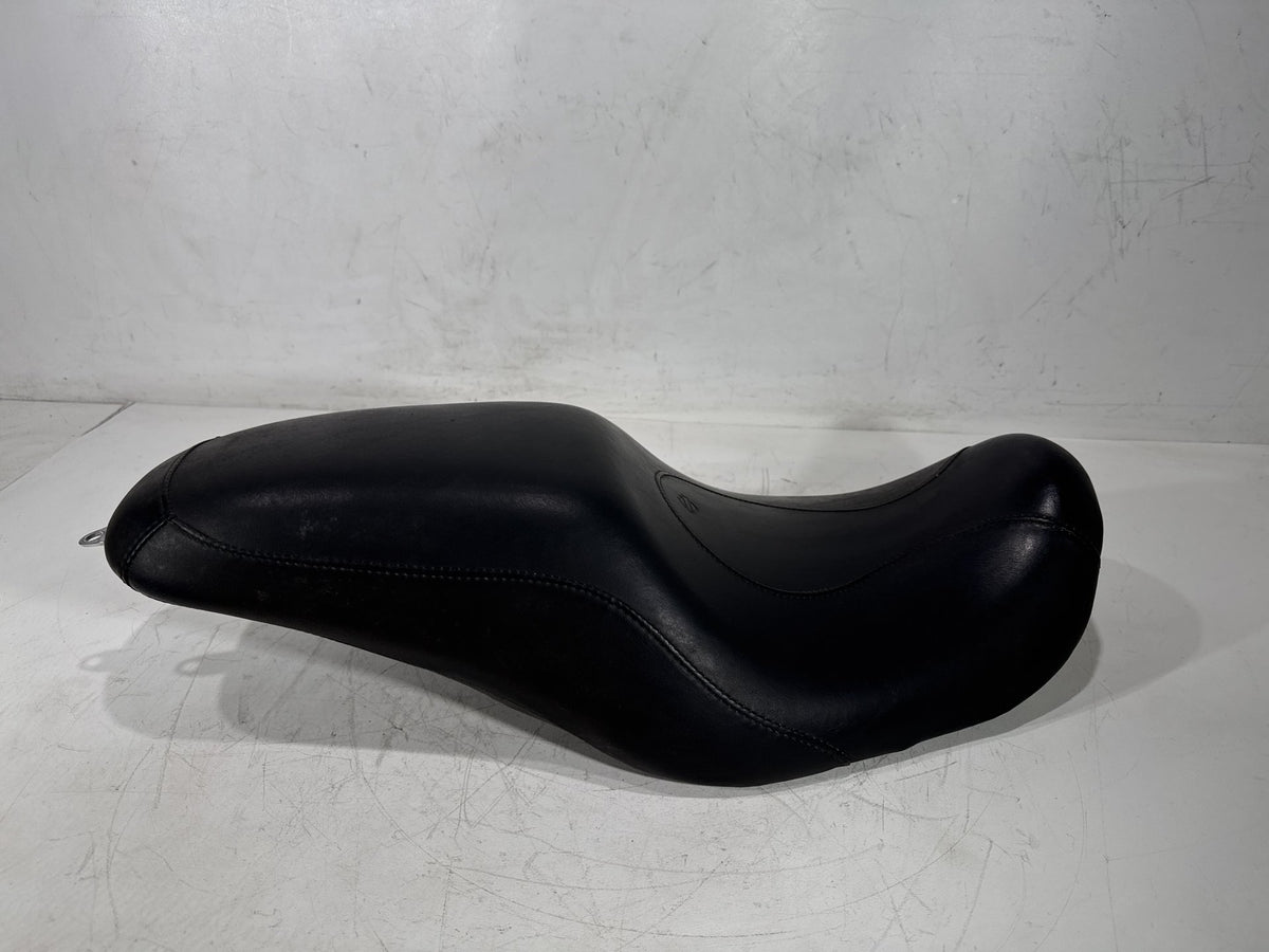 2005 Harley Dyna Super Glide Custom FXDC OEM Passenger Rider Driver Seat Saddle