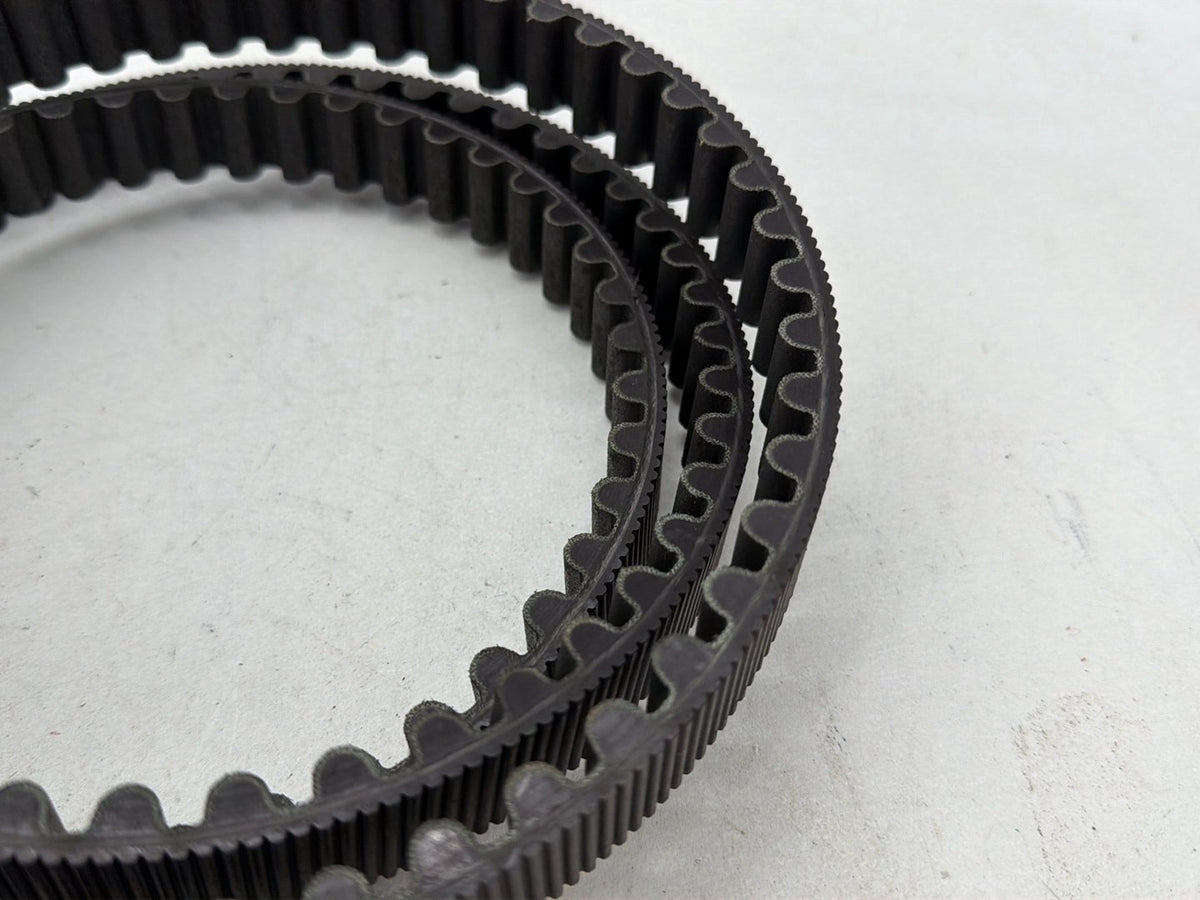2010 Harley Street Glide Touring FLHX OEM Rear Drive Belt 40024-09 140T 1"