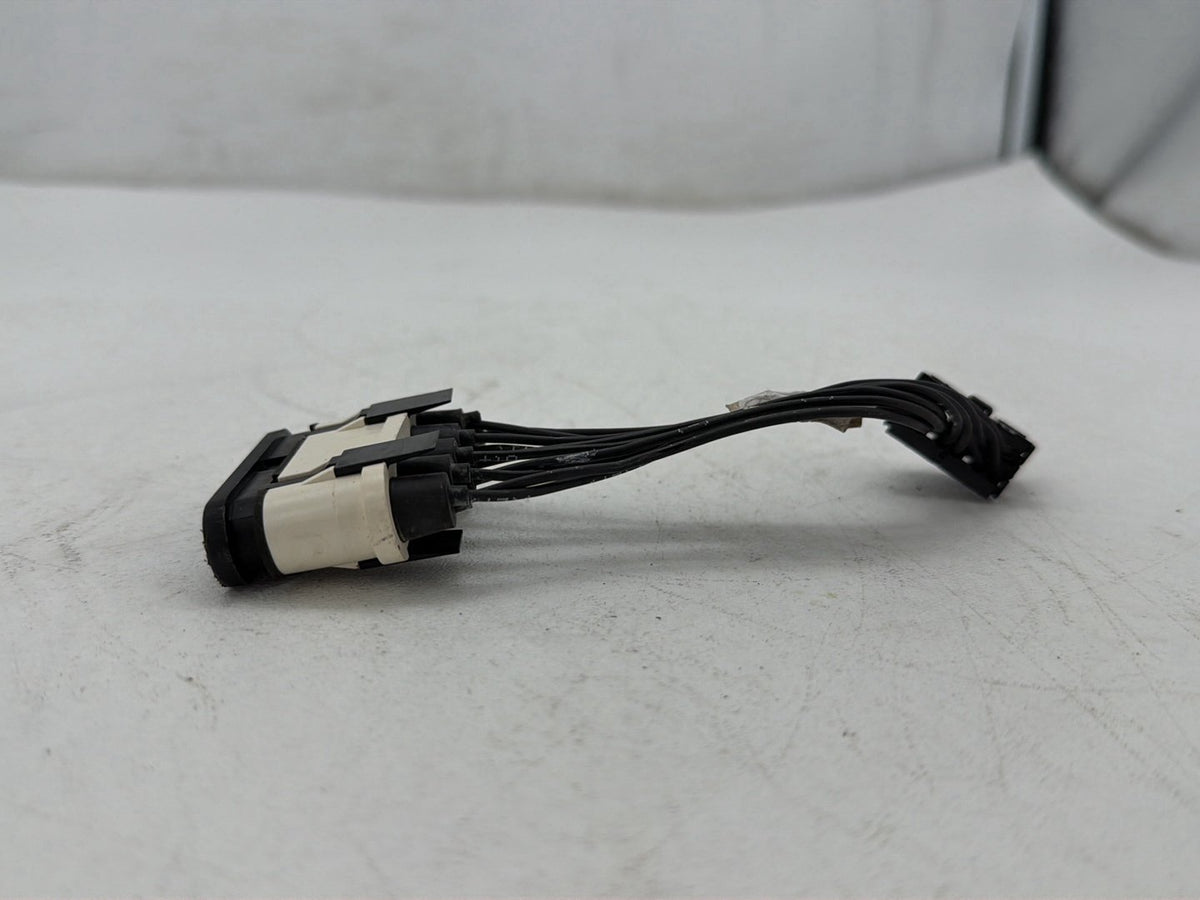 2005 Harley Electra Glide Touring Ultra OEM Dash Indicator Lamp Wire Plug 68789-96A