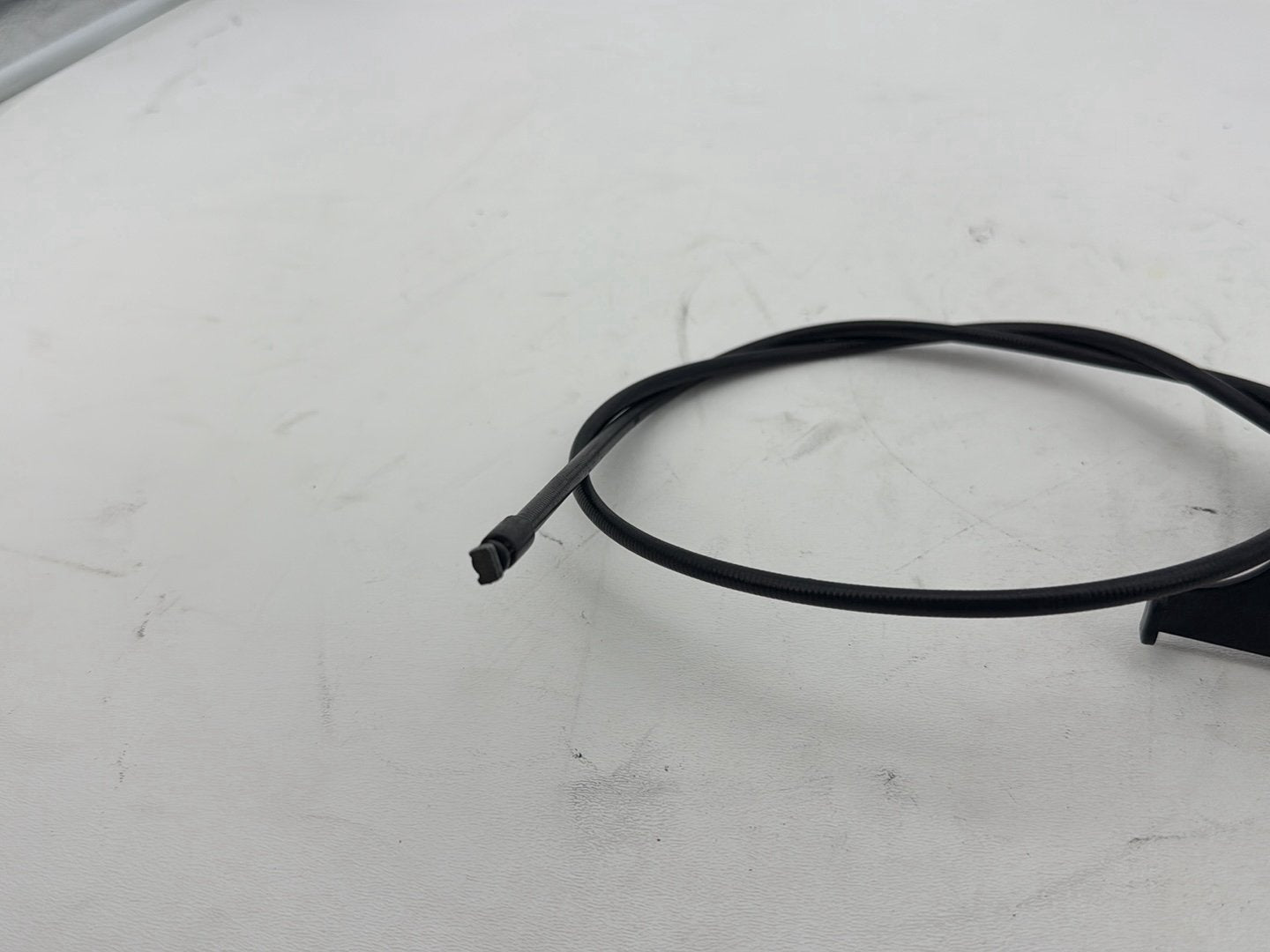 2011 Harley Road King Touring FLHRC Classic OEM Varilock Gas Spring Mount Bracket & Cable