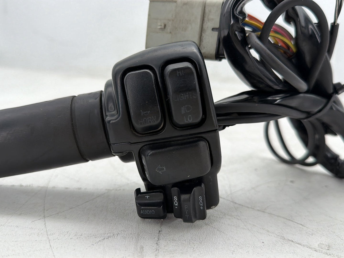 2011 Harley Electra Glide Touring Left Turn Signal Headlight Switches Controls