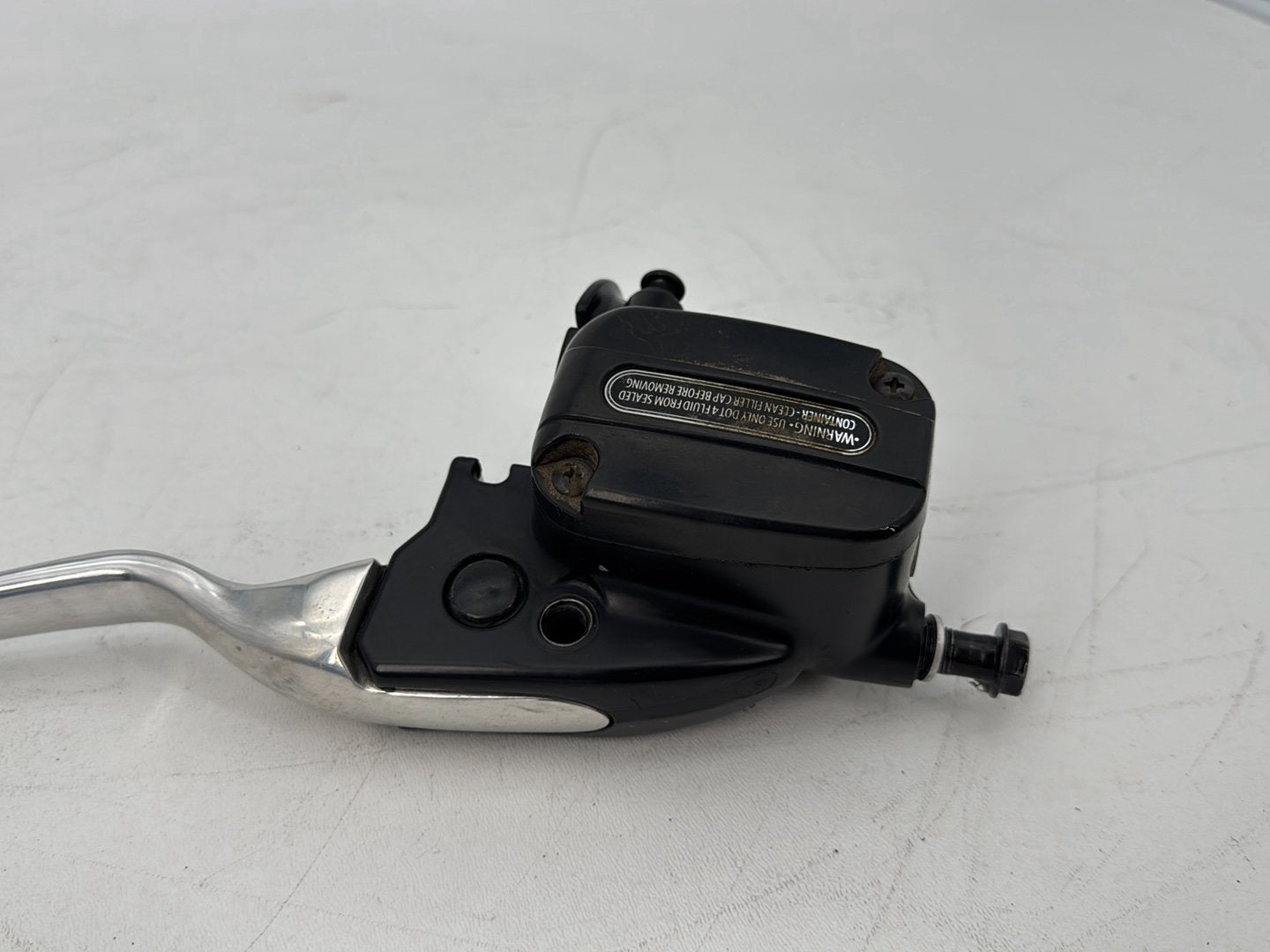 2008 - 2016 Harley-Davidson Touring Electra Glide Ultra Front Right Brake Lever Master Cylinder