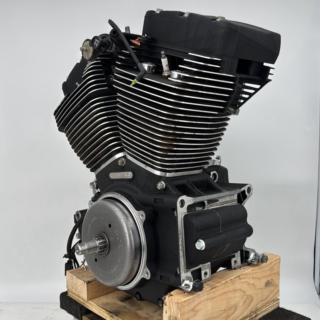1999 - 2006 Harley-Davidson Softail Night Train CARB Twin Cam 88 Engine Motor 16155-01