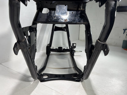 1999 - 2006 Harley-Davidson Touring Electra Glide Body Main Frame Chassis CLN CLR 	47900-02A