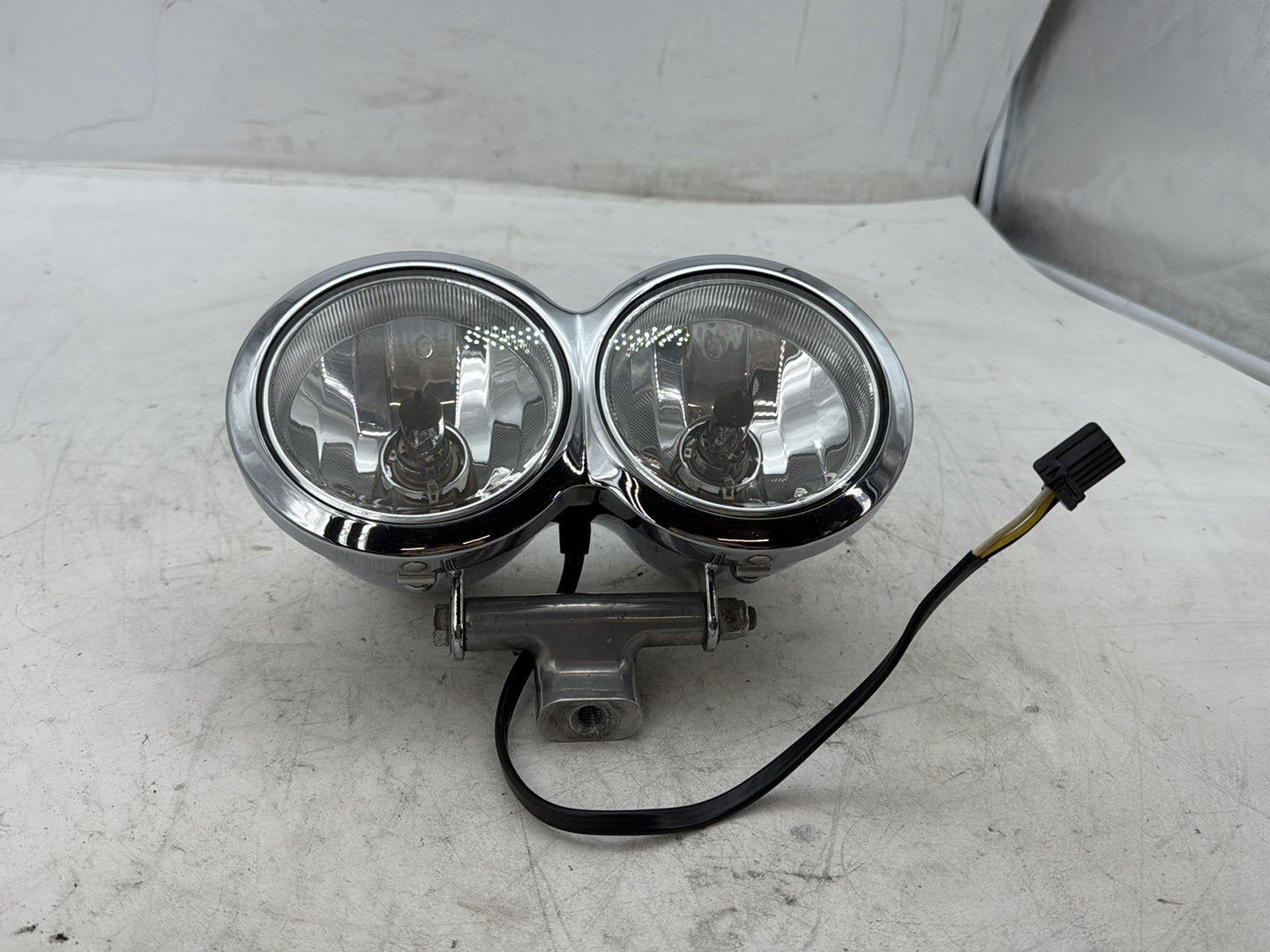 2012 Harley Dyna FXDF Fat Bob OEM Headlight Headlamp Head Light Halogen