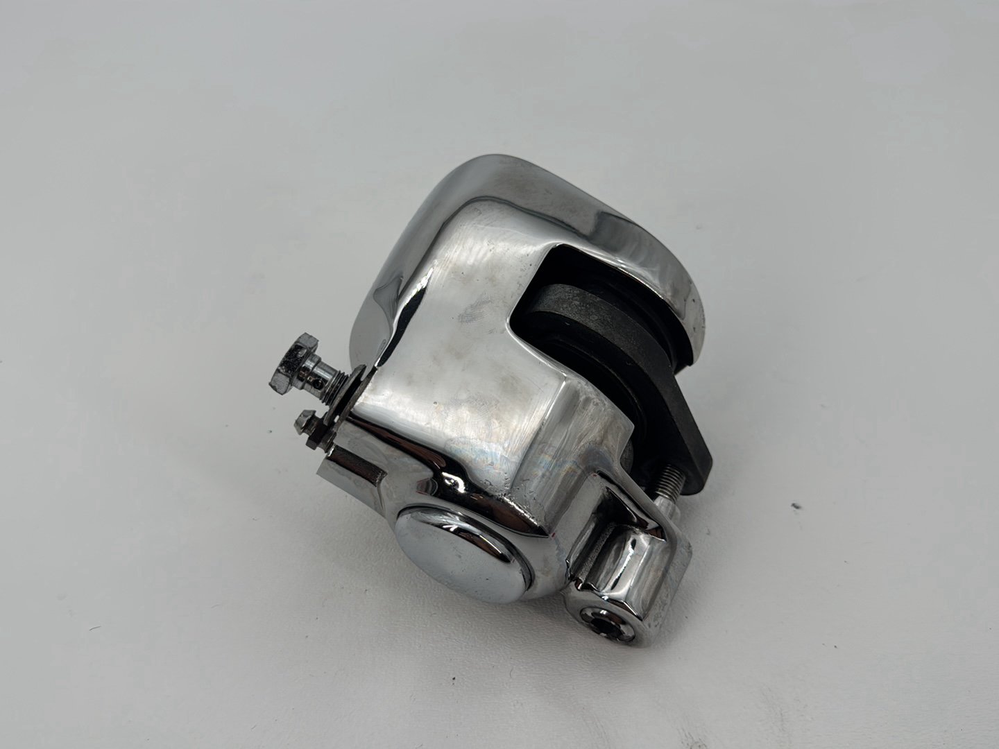 1999 - 2006 Harley-Davidson Dyna Wide Glide Front Left 1 Brake Caliper 44046-84C