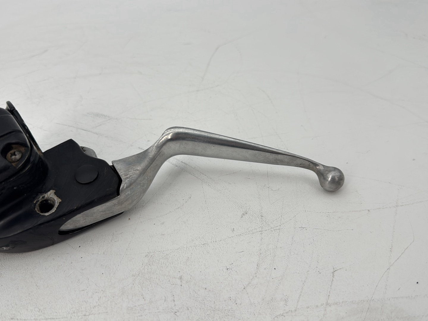 2008 - 2016 Harley-Davidson Touring Electra Glide Ultra Front Left Hand Clutch Lever Master Cylinder 36700056