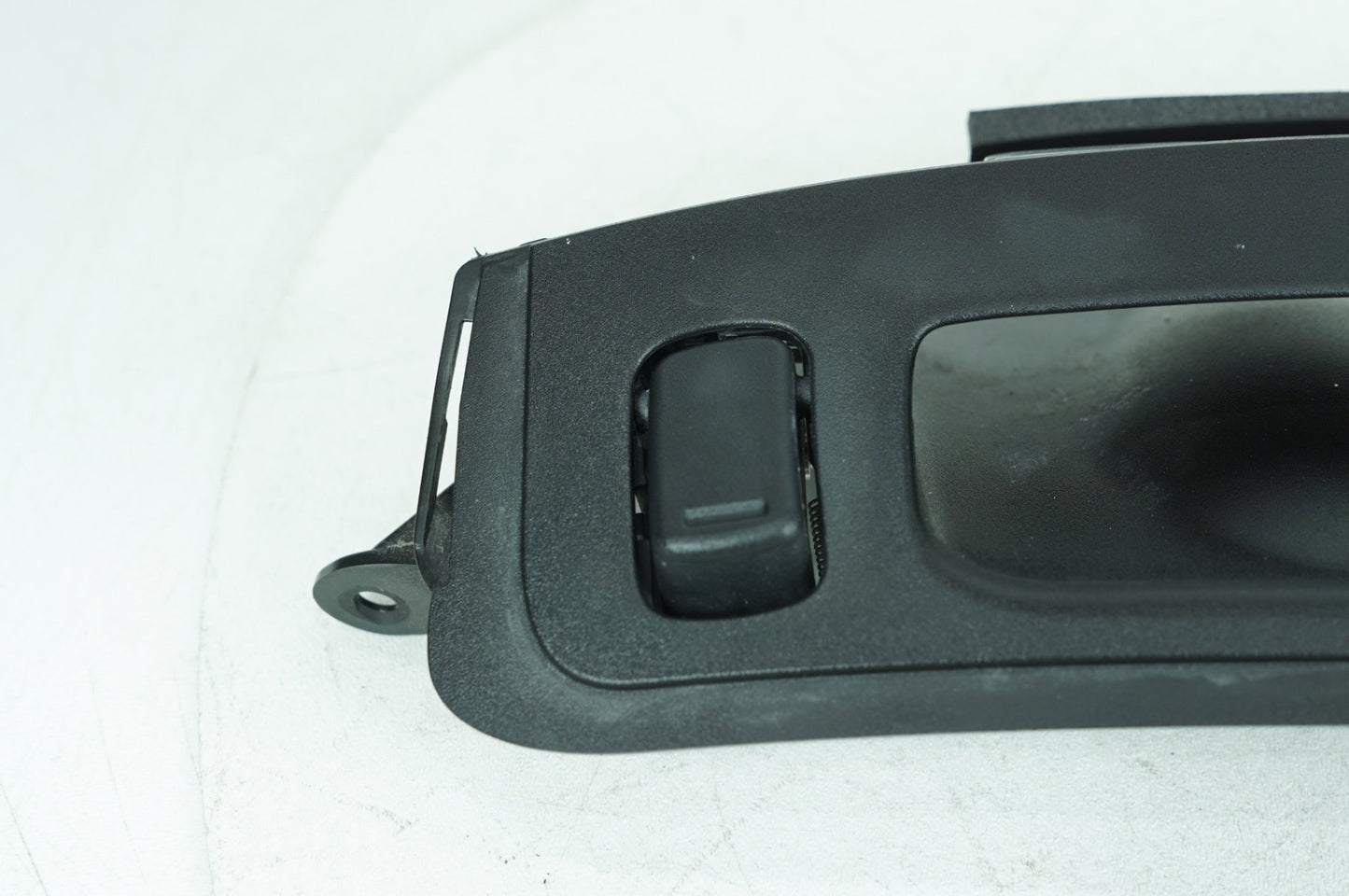 2008 - 2016 Harley-Davidson Touring Electra Glide Ultra Front Inner Fairing Air Duct Vent 29200003