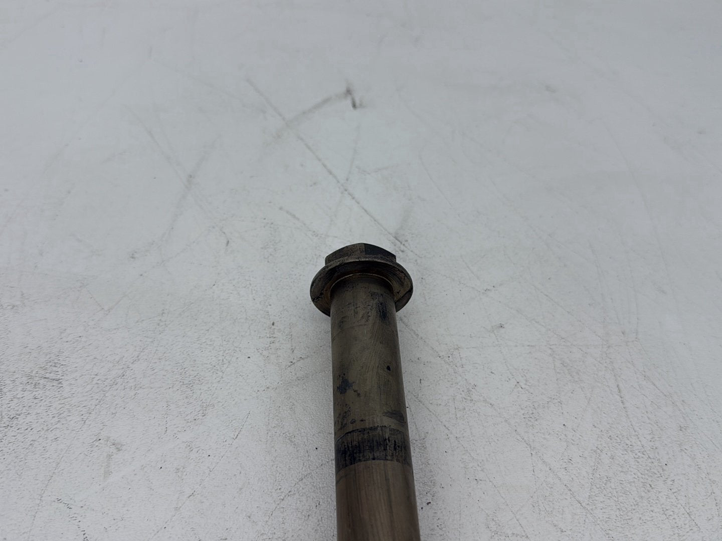 2009 Harley Sportster 883 Low XL883L OEM Rear Wheel Axle Bolt Shaft
