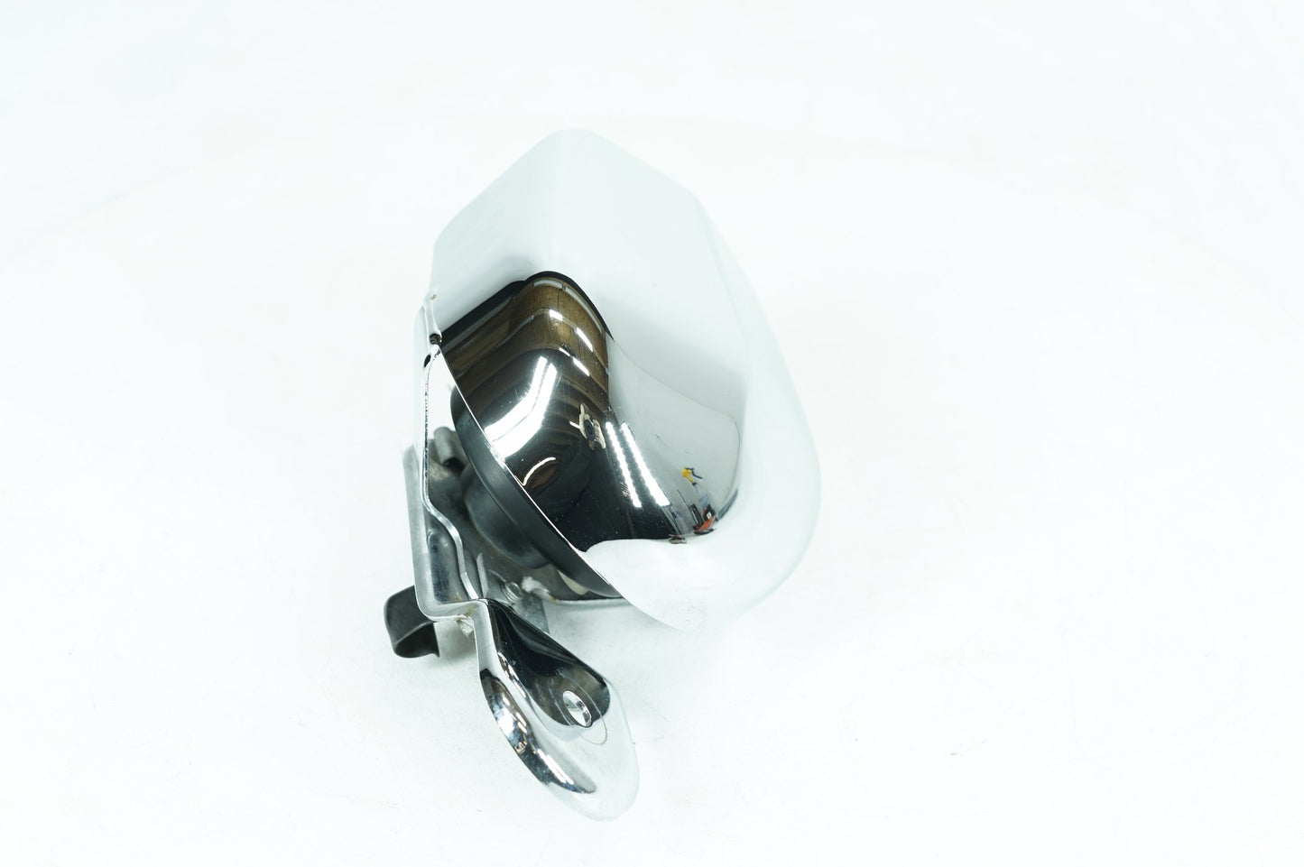 1999 - 2006 Harley-Davidson Softail Deluxe Horn Signal Klaxon Chrome Cover  	69012-93A